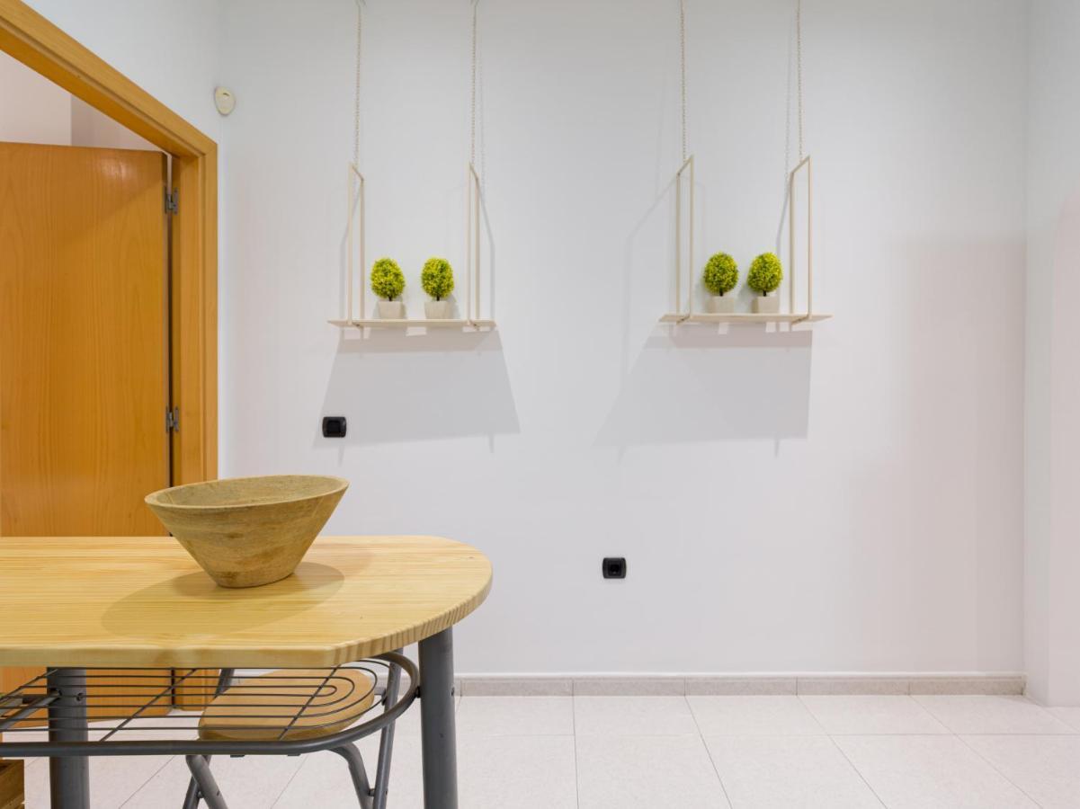Homeforguest Modern Apartment In The Centre Of Puerto Del Rosario Puerto del Rosario  Eksteriør billede